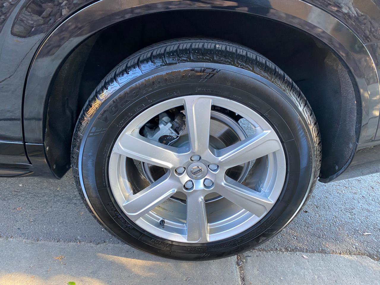 Used 2020 Volvo XC90 T6 Momentum image 19