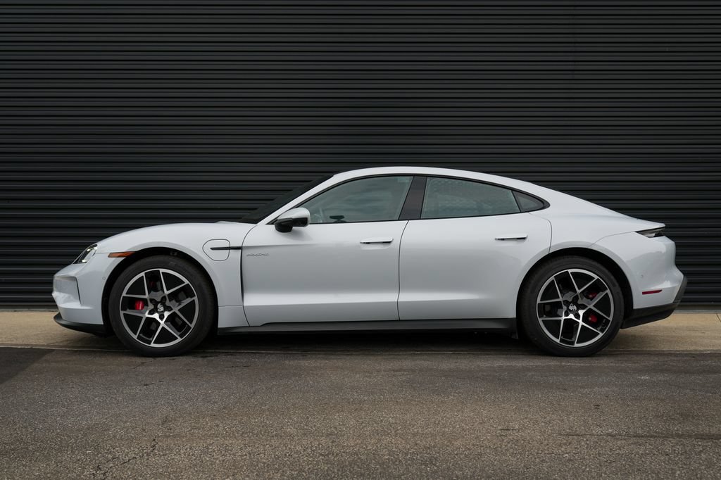 Certified 2025 Porsche Taycan 4S AWD/4WD image 2