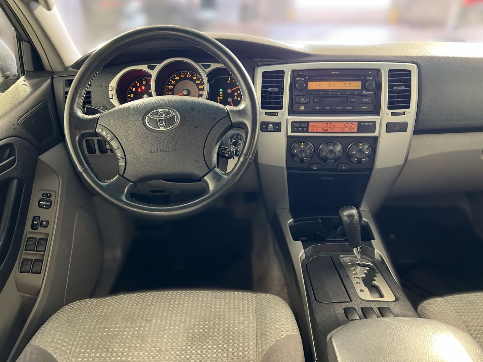 Used 2004 Toyota 4Runner SR5 image 20