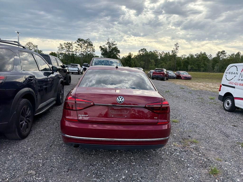 Used 2017 Volkswagen Passat 1.8T S FWD image 5