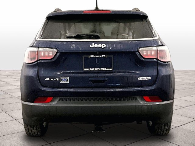 Used 2018 Jeep Compass Latitude w/ Popular Equipment Group AWD/4WD image 4