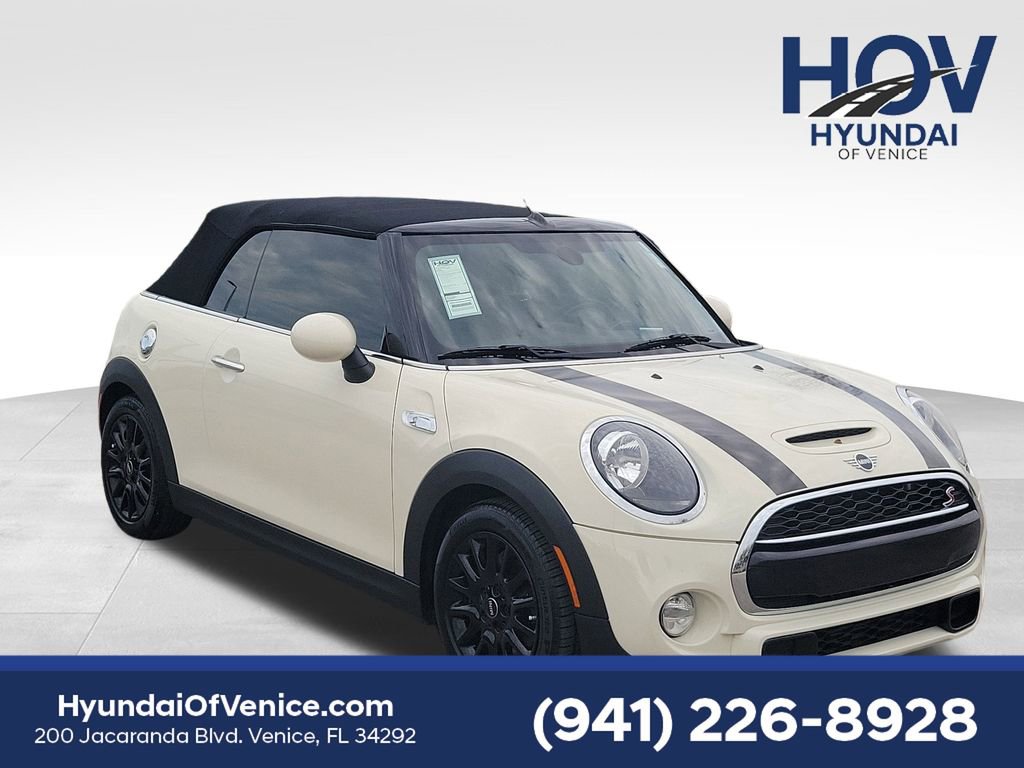 Used 2019 MINI Cooper S w/ Signature Upholstery Package image 1