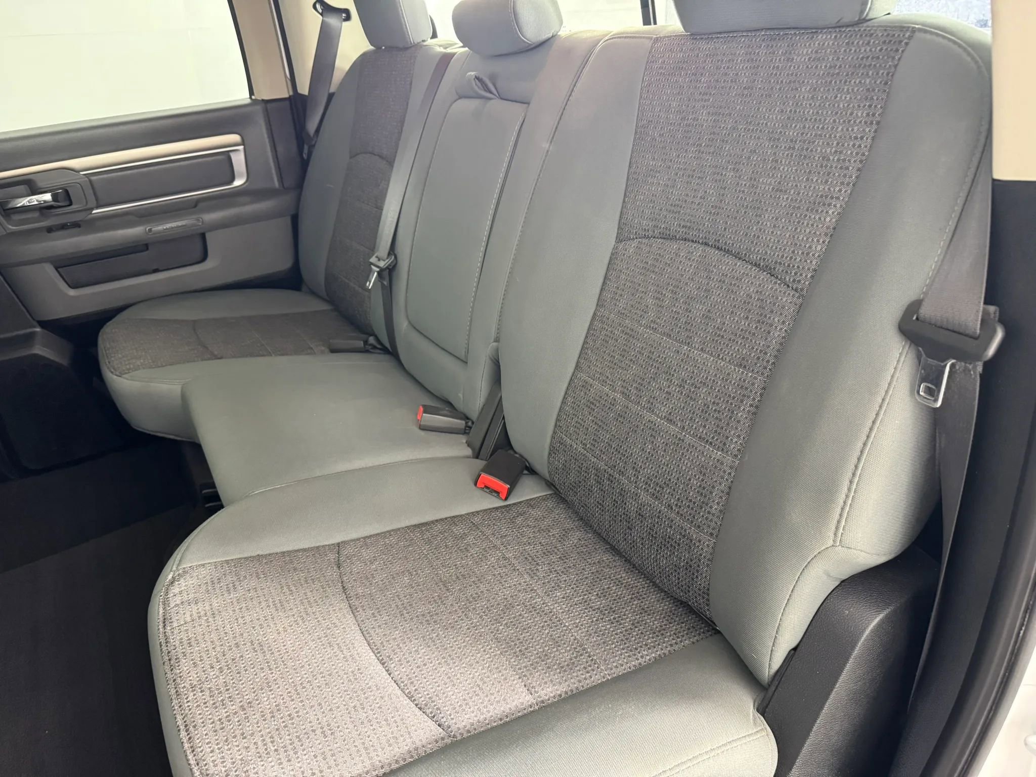 Used 2018 RAM 1500 Big Horn AWD/4WD image 32
