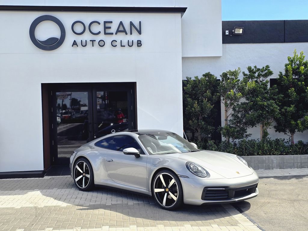 Used 2023 Porsche 911 Carrera w/ Premium Package image 2