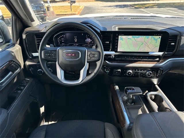Used 2025 GMC Sierra 1500 Elevation image 10
