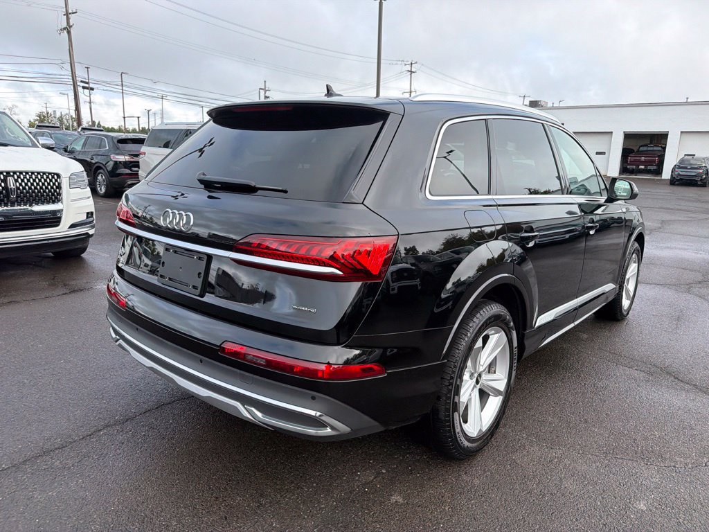 Used 2023 Audi Q7 3.0T Premium AWD/4WD image 5