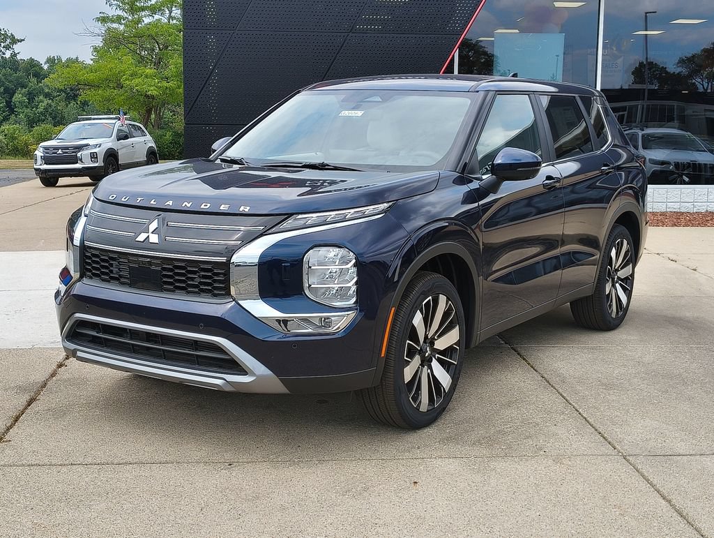 New 2026 Mitsubishi Outlander SE