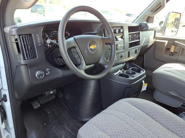 New 2026 Chevrolet Express 3500 w/ Power Convenience Package RWD image 5