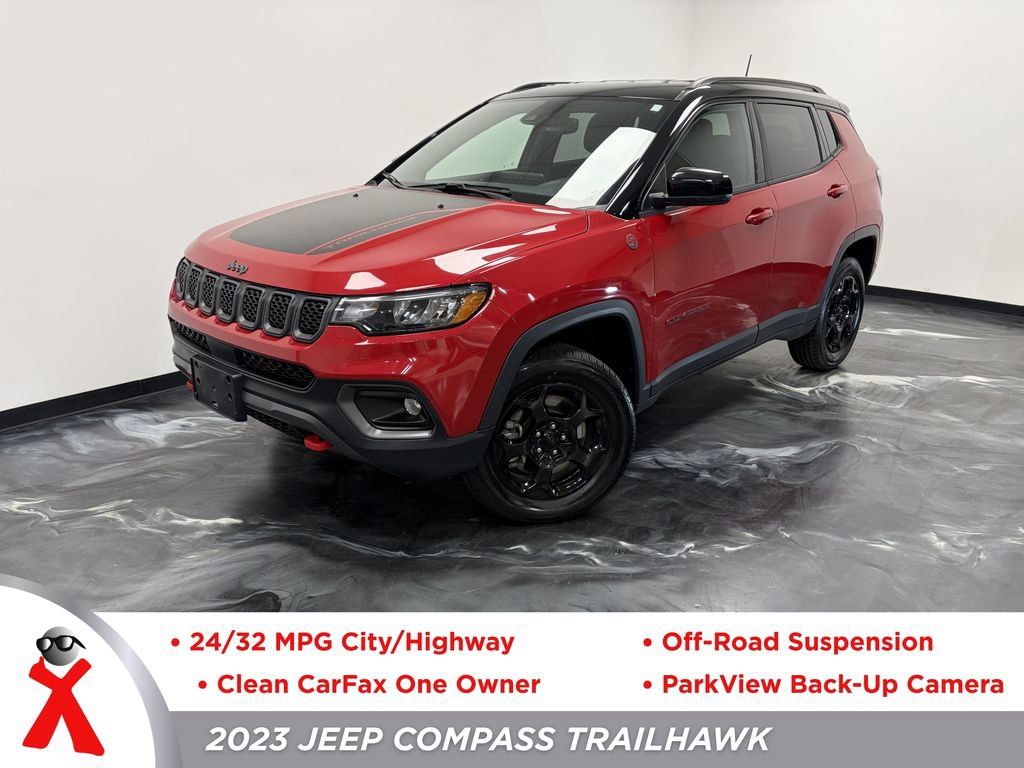 Used 2023 Jeep Compass Trailhawk image 1