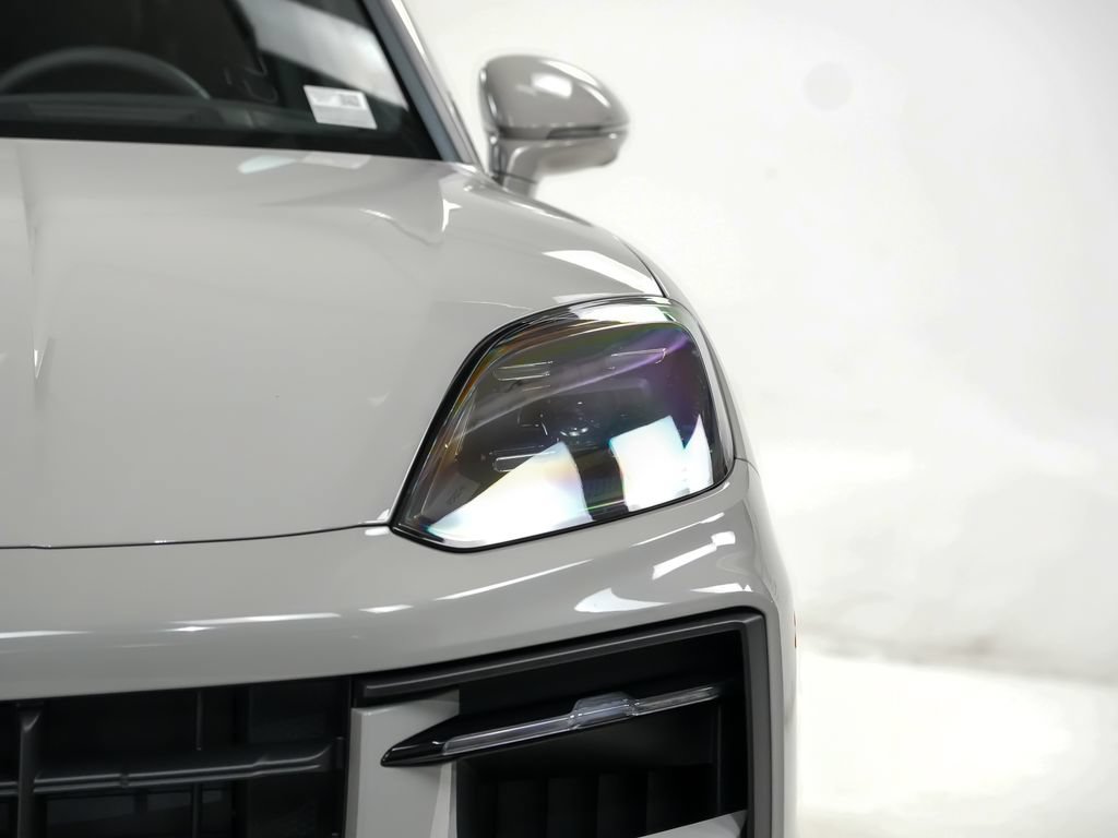 New 2026 Porsche Cayenne AWD/4WD image 7