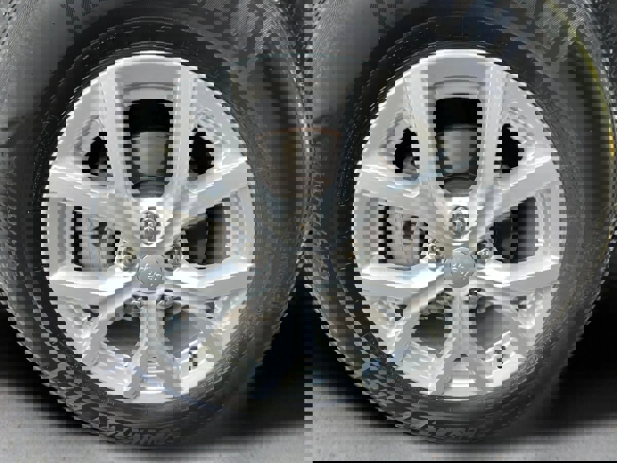 Used 2023 Jeep Grand Cherokee Limited image 22