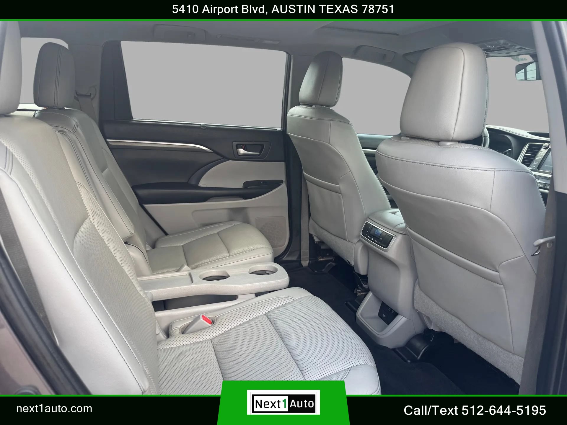 Used 2019 Toyota Highlander Limited FWD image 32