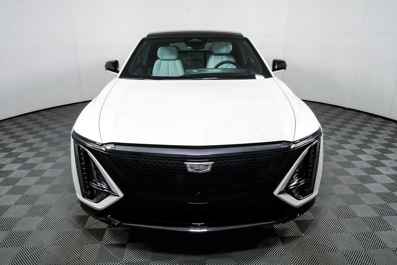 Certified 2024 Cadillac Lyriq Sport RWD image 25