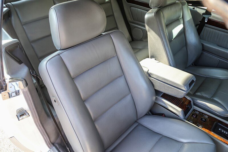 Used 1995 Mercedes-Benz E 320 Convertible image 56