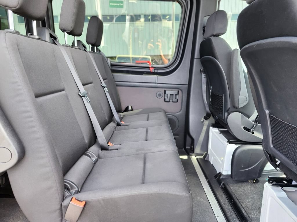 Used 2024 Mercedes-Benz Sprinter 2500 image 16