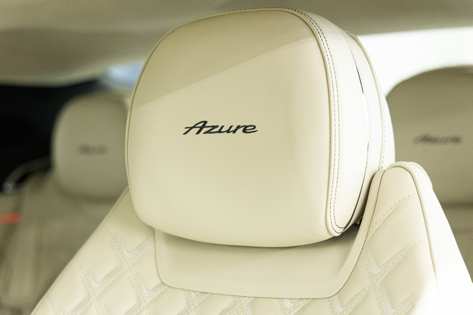 New 2026 Bentley Continental GT Azure AWD/4WD image 31