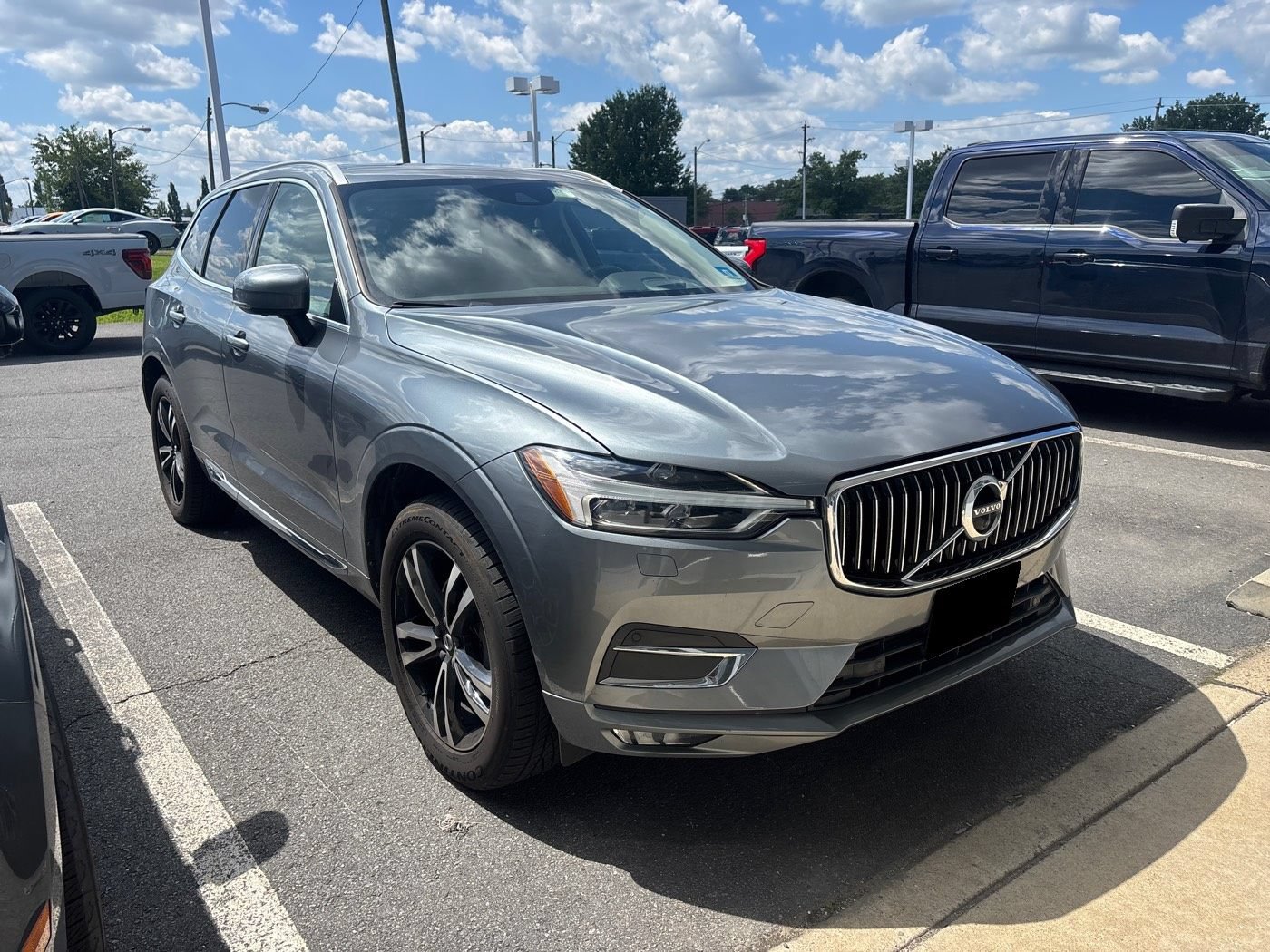 Used 2020 Volvo XC60 T5 Inscription w/ Protection Package Premier AWD/4WD image 2