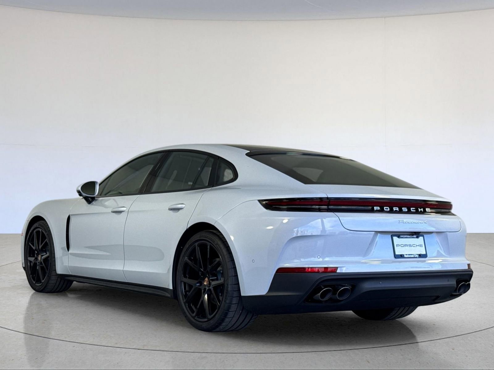 New 2026 Porsche Panamera 4 AWD/4WD image 3