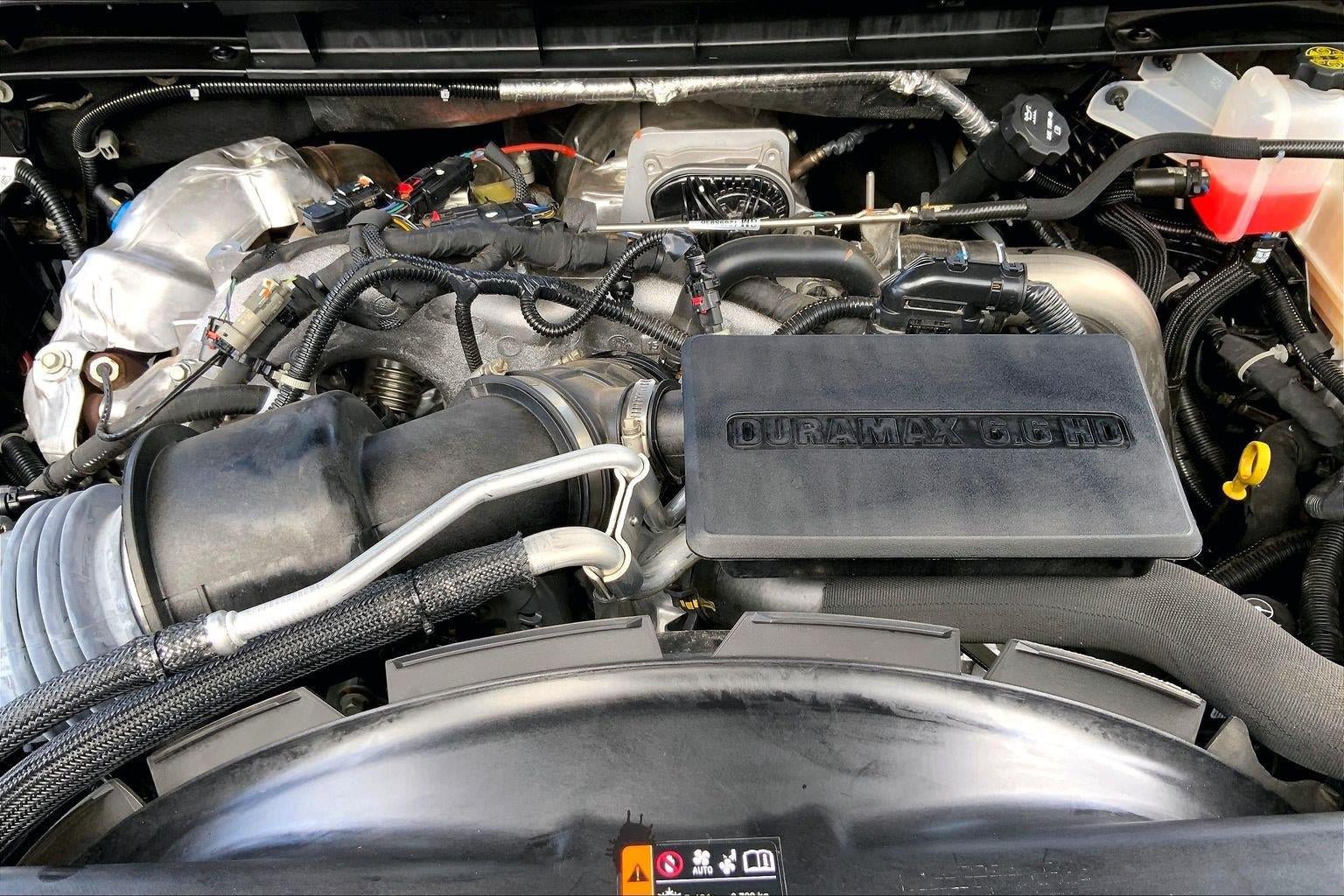 Used 2025 Chevrolet Silverado 2500 LT AWD/4WD image 30