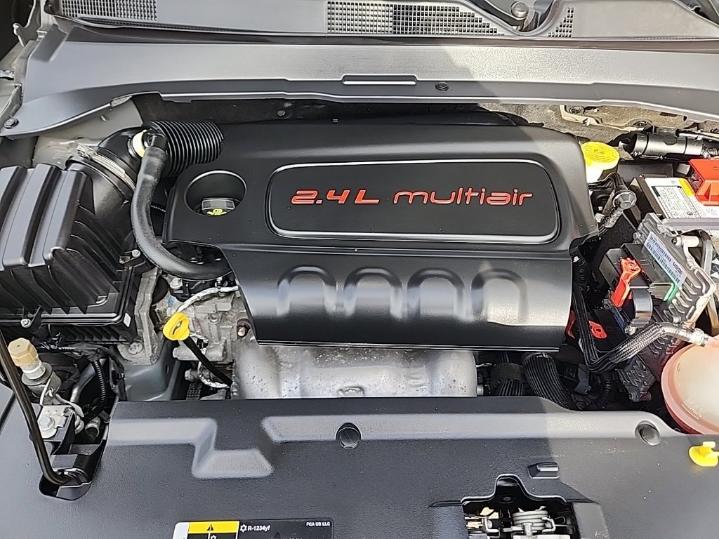 Certified 2022 Jeep Compass Limited image 24