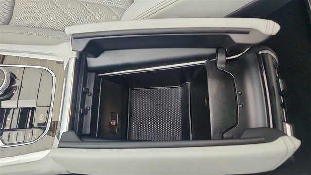 Used 2025 BMW X6 xDrive40i image 58