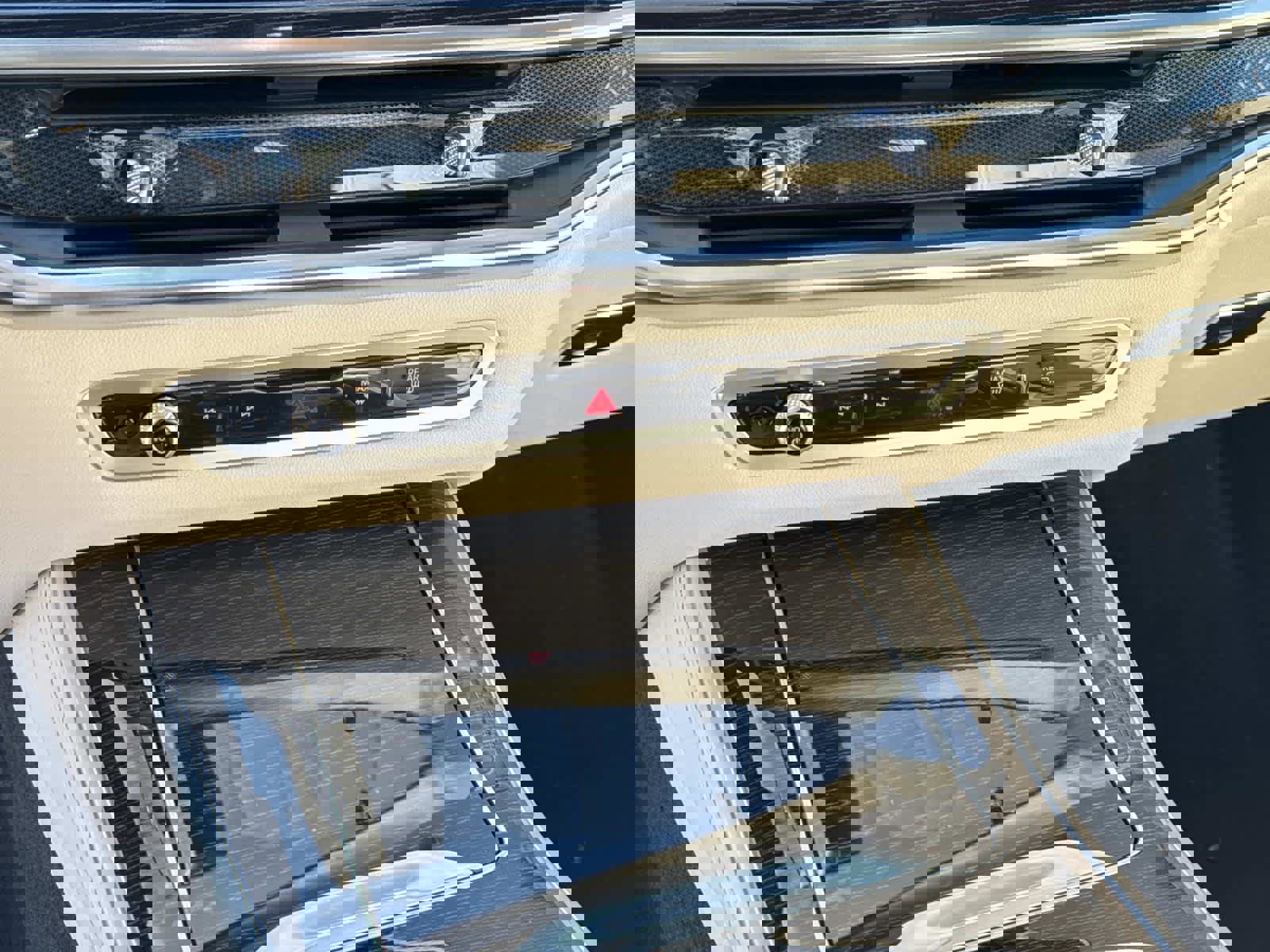 New 2026 BMW X5 xDrive40i w/ Executive Package image 20