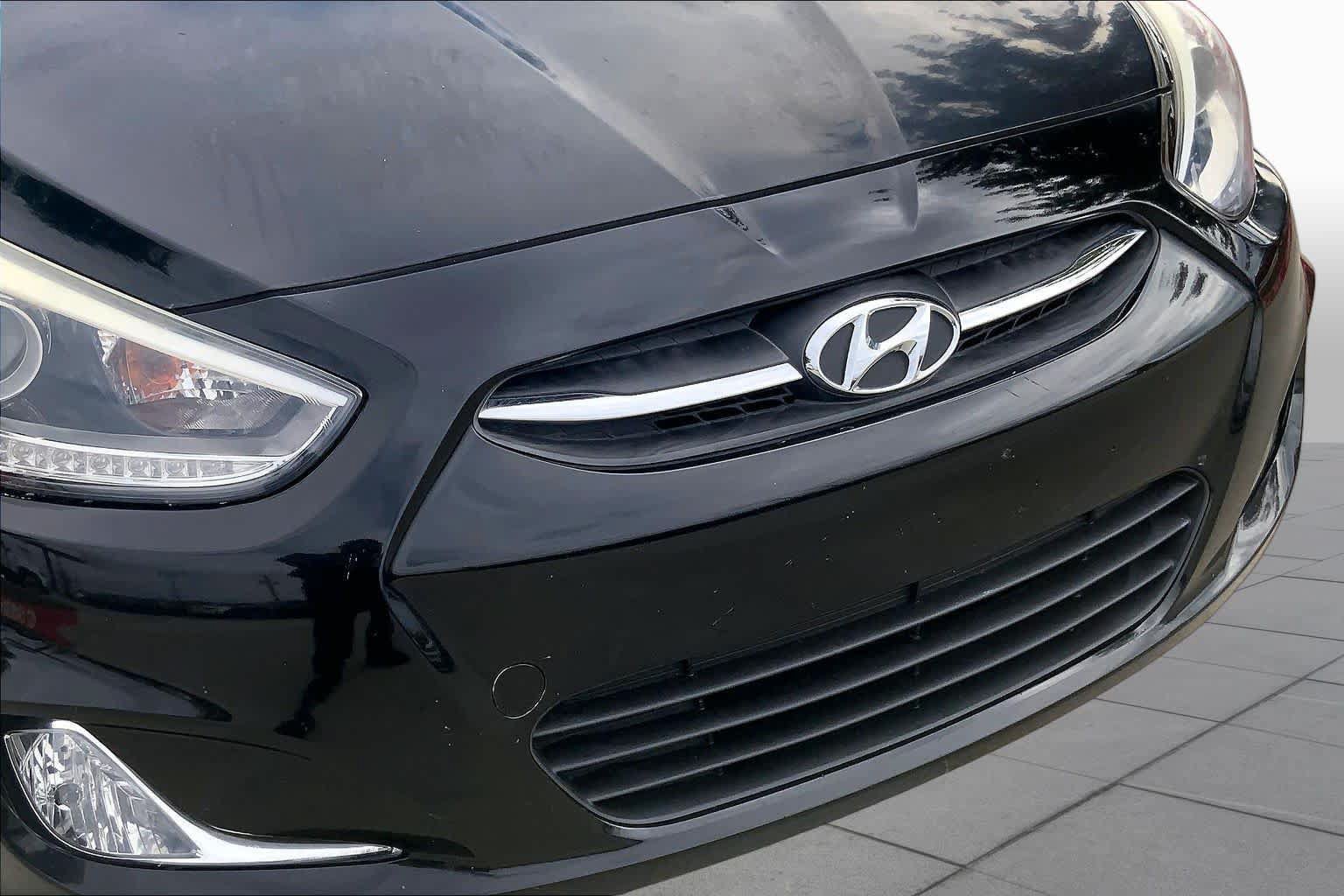 Used 2015 Hyundai Accent Sport FWD image 31