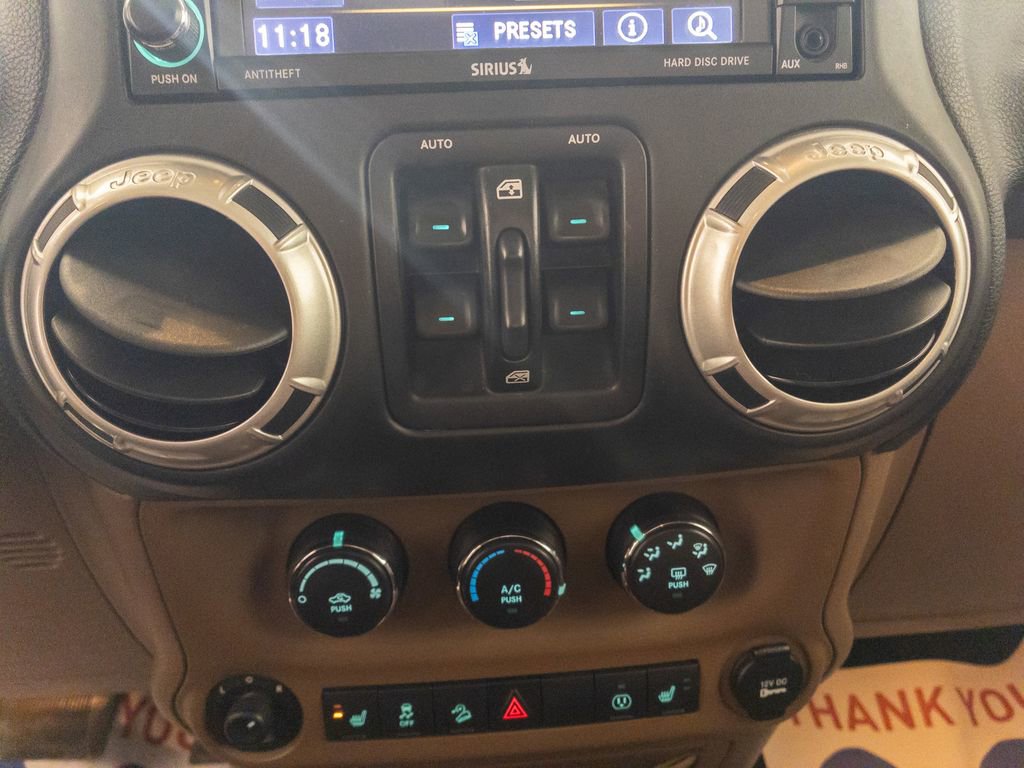 Used 2014 Jeep Wrangler Unlimited Sahara w/ Connectivity Group image 15