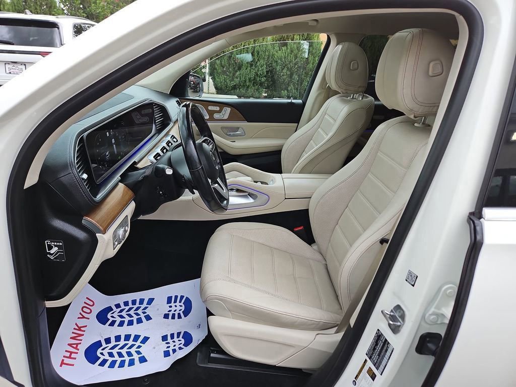 Used 2021 Mercedes-Benz GLS 450 4MATIC image 11