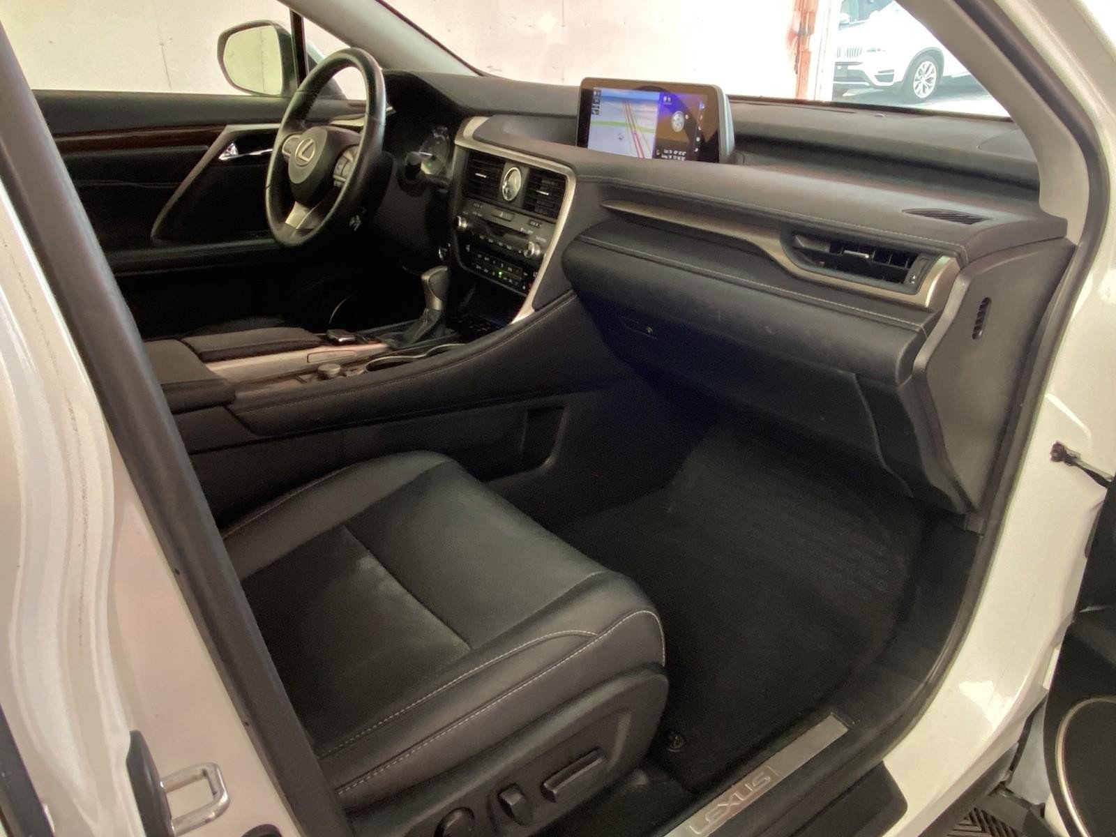 Used 2018 Lexus RX 450h AWD w/ Premium Package image 8