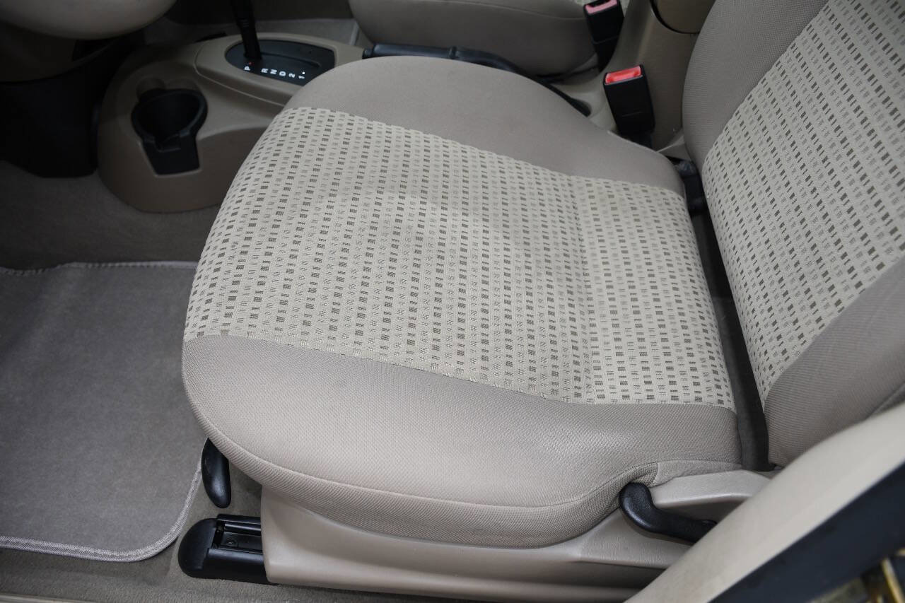 Used 2005 Ford Focus SES image 13