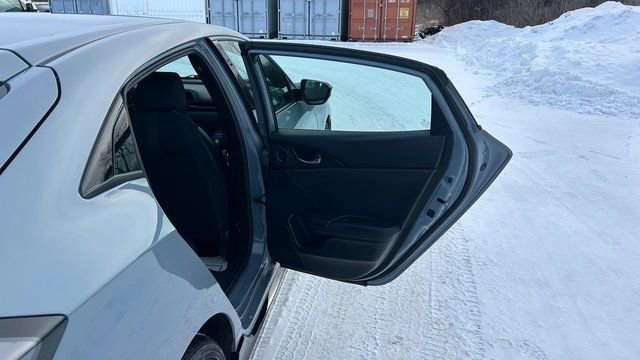 Used 2021 Honda Civic Sport image 40