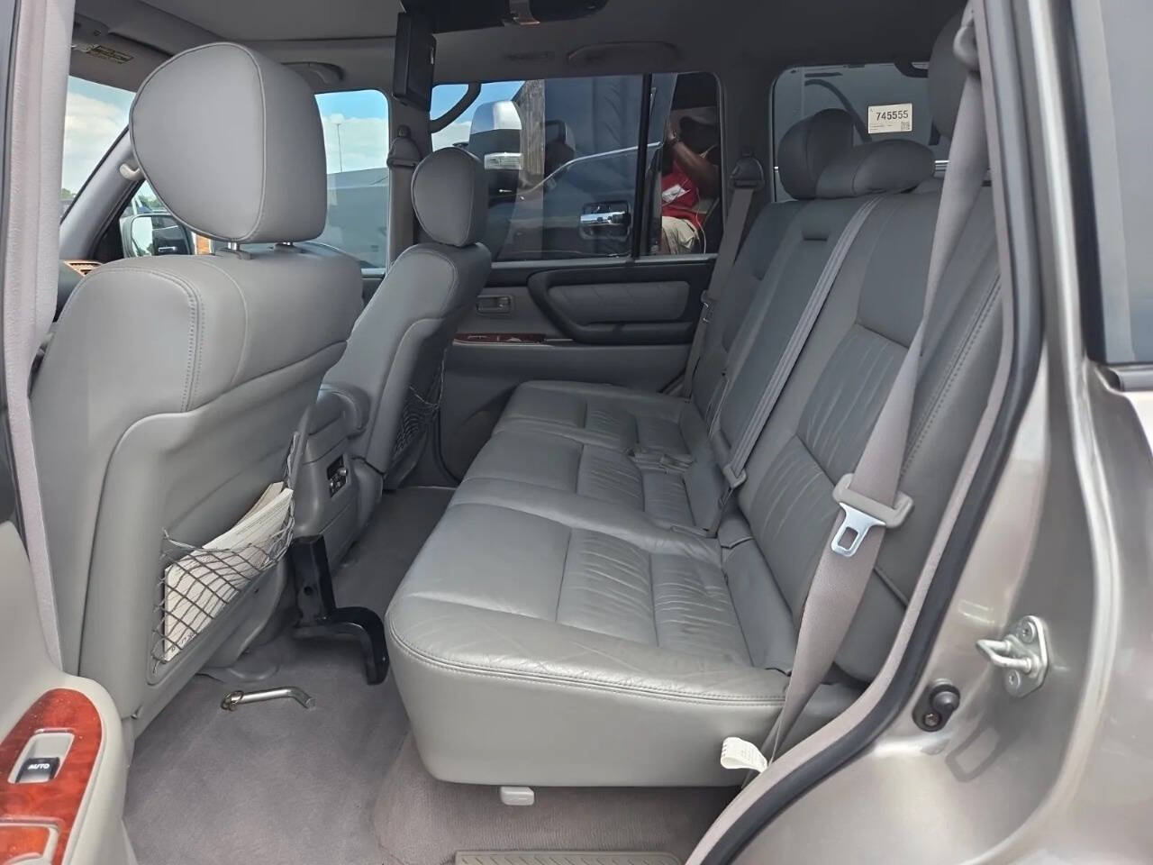 Used 2004 Toyota Land Cruiser AWD/4WD image 2