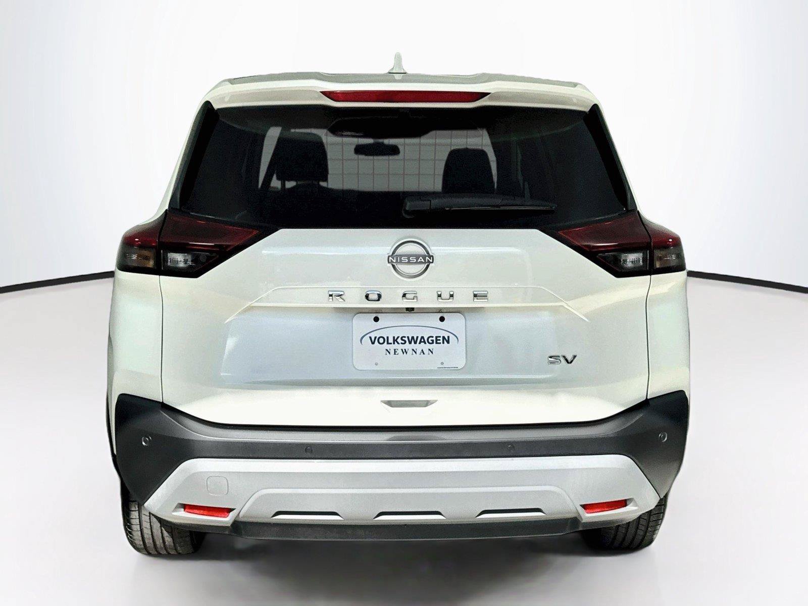 Used 2022 Nissan Rogue SV FWD image 5