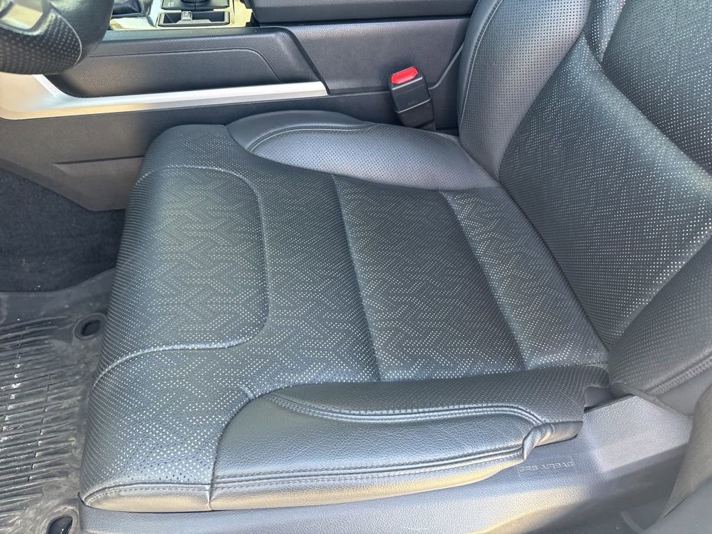 Used 2022 Toyota Tundra SR5 w/ Advanced Technology Package image 12
