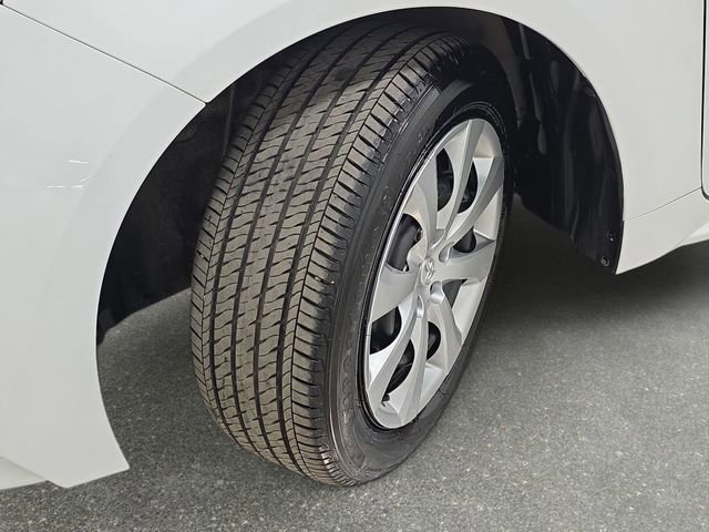 Certified 2025 Toyota Corolla LE FWD image 26