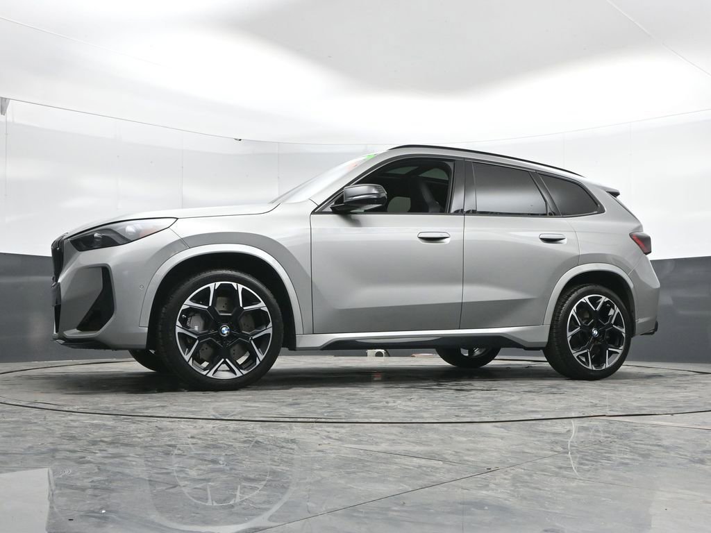 Used 2025 BMW X1 M35i w/ Premium Package image 47