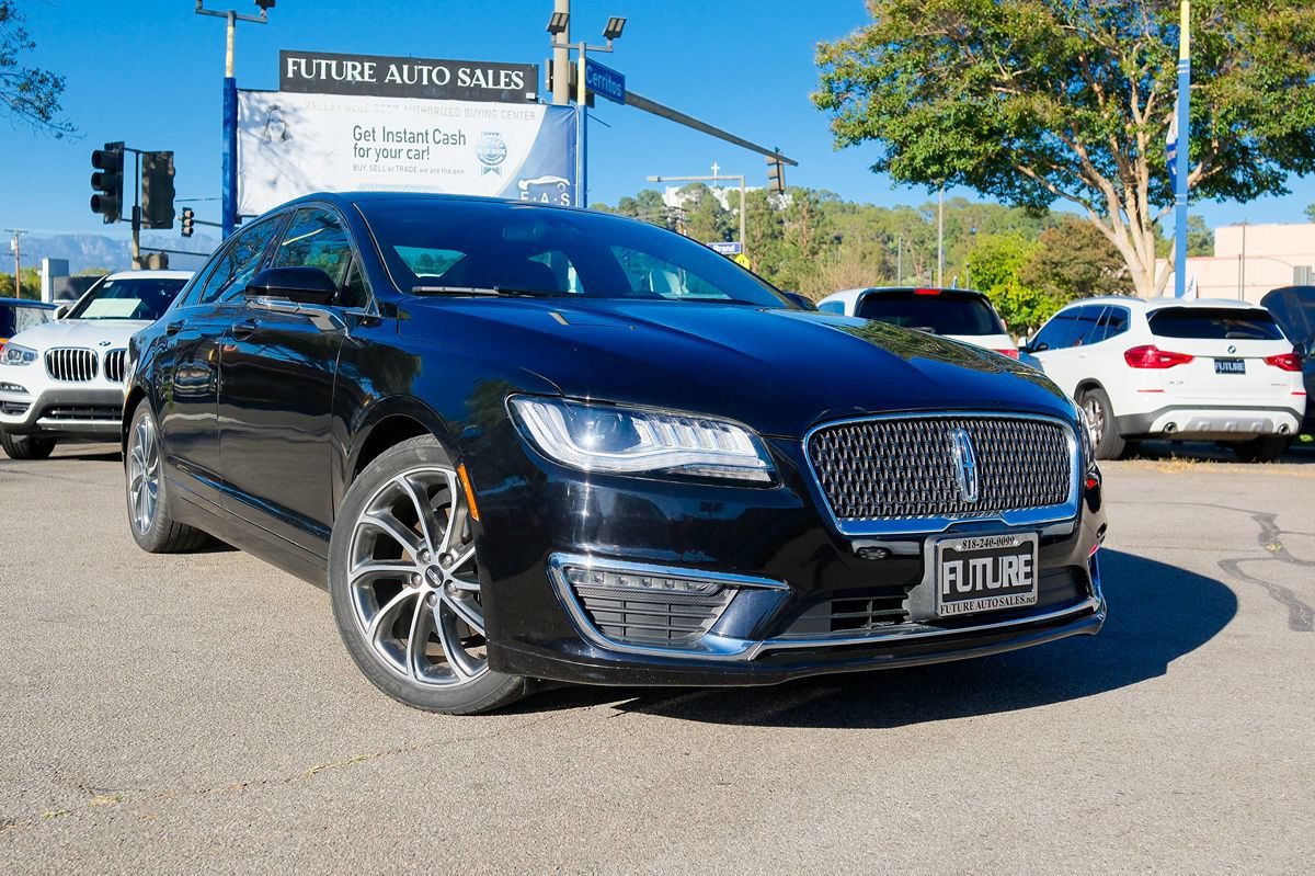 Used 2019 Lincoln MKZ Reserve w/ Reserve Plus Package FWD image 3