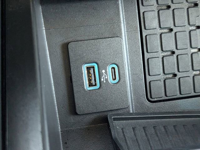 Used 2024 Ford Expedition Limited image 22