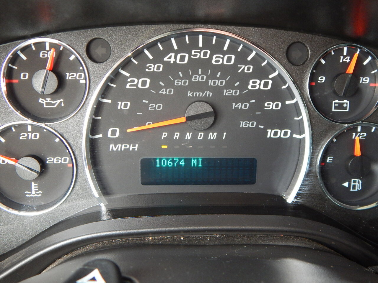 Used 2024 Chevrolet Express 2500 w/ Driver Convenience Package image 27