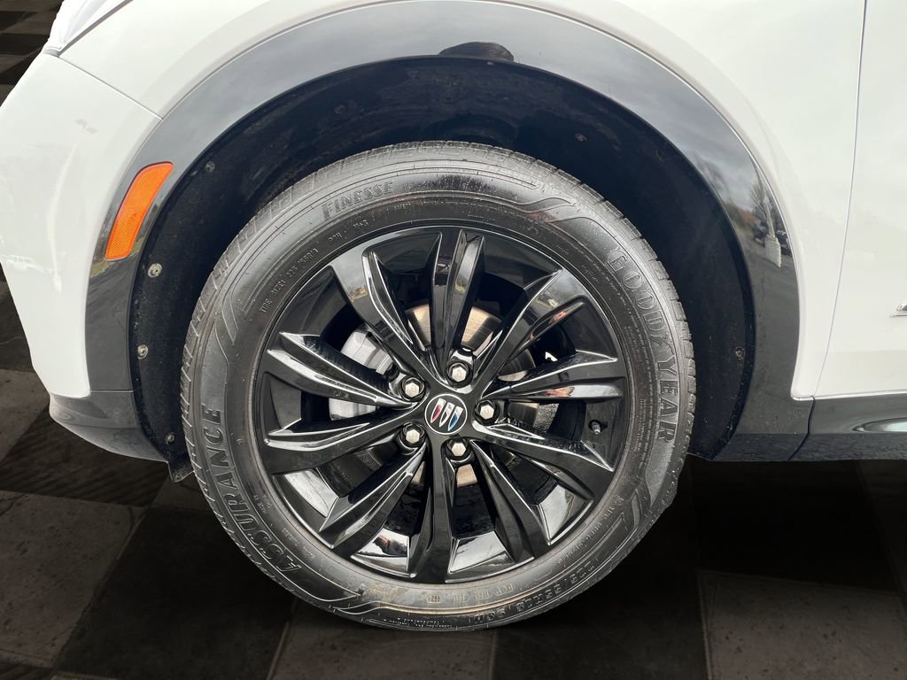 Certified 2025 Buick Envista Sport Touring image 9