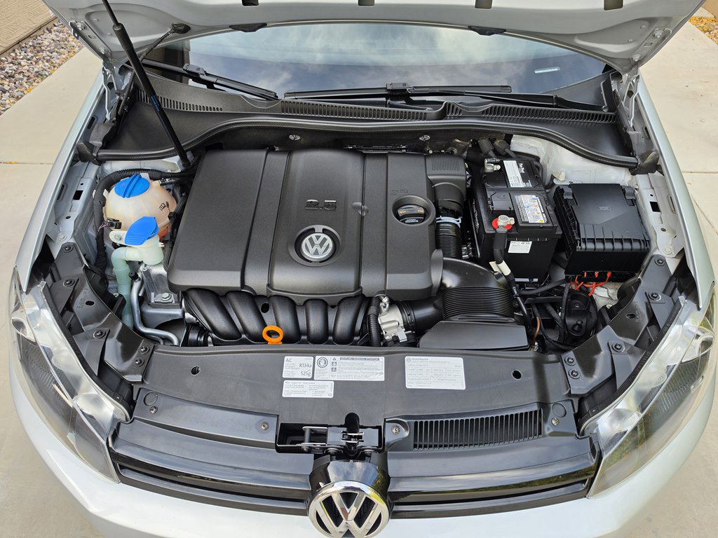 Used 2012 Volkswagen Golf 4-Door image 19