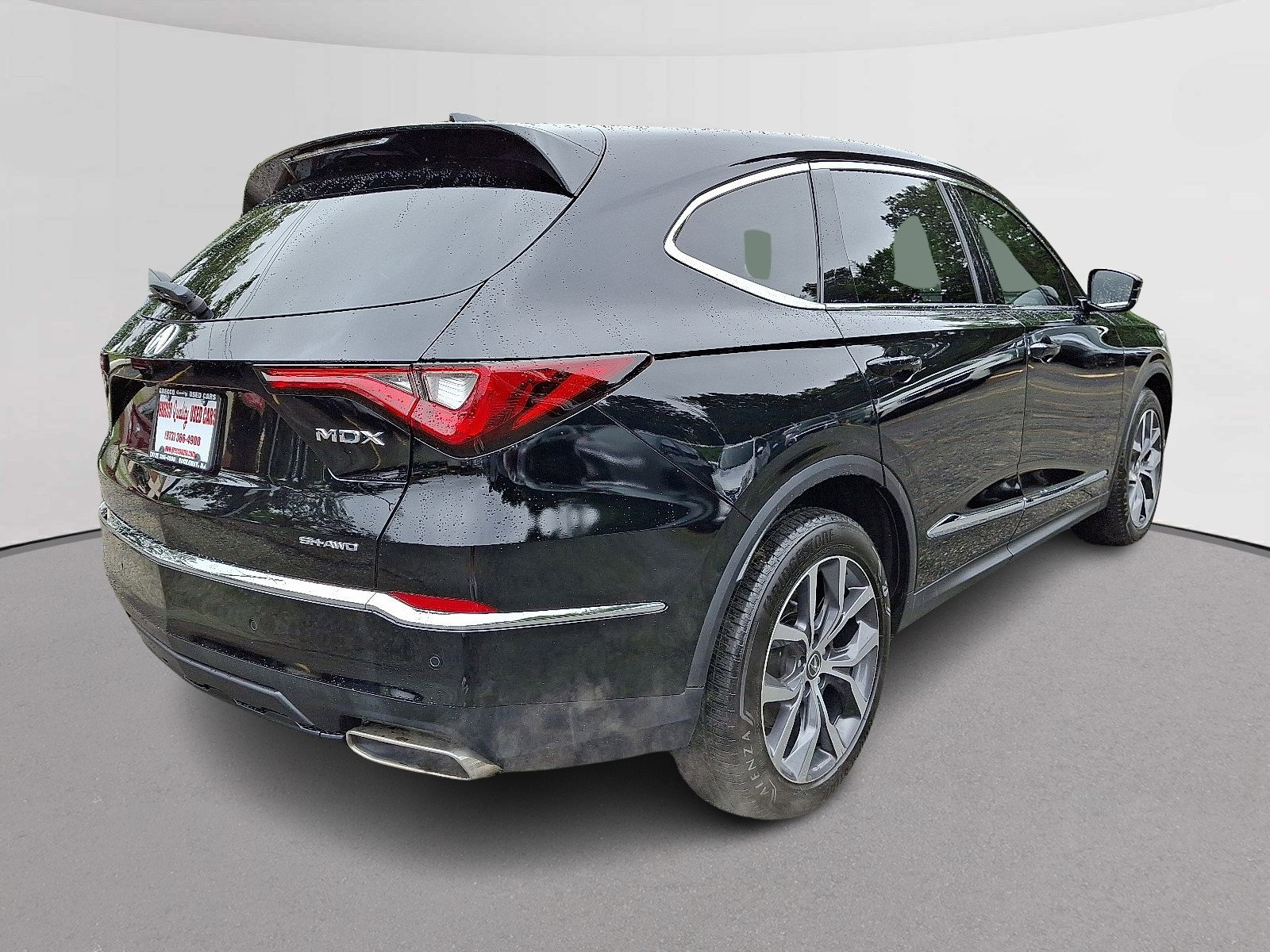 Used 2024 Acura MDX SH-AWD w/ Technology Package image 10