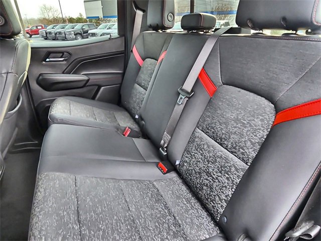 Used 2024 Chevrolet Colorado Z71 w/ Z71 Convenience Package 2 image 19