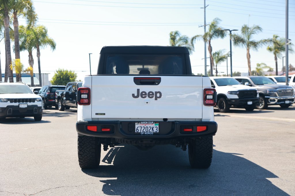 Used 2021 Jeep Gladiator Rubicon AWD/4WD image 5