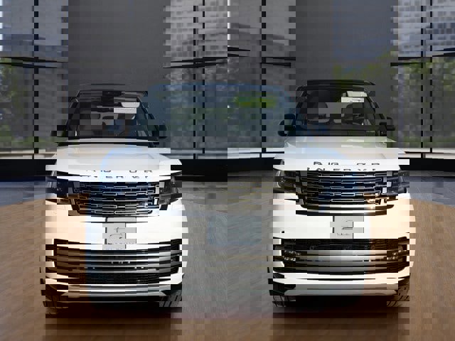 New 2026 Land Rover Range Rover SE image 11