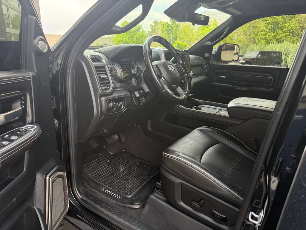 Used 2021 RAM 2500 Limited AWD/4WD image 19