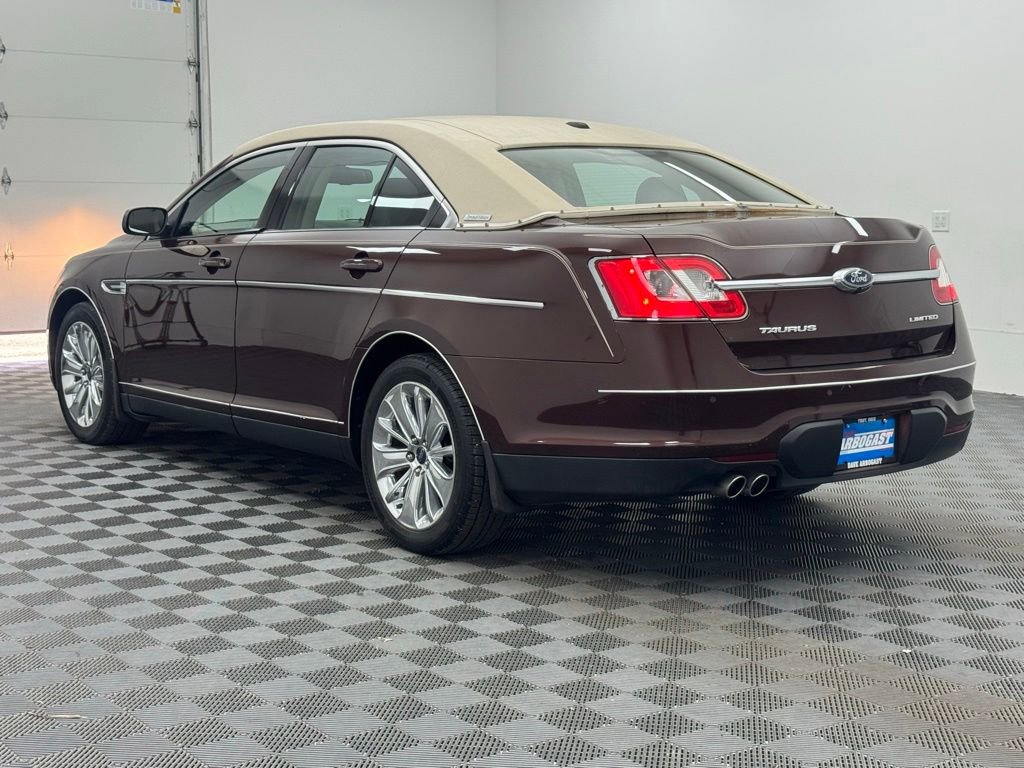 Used 2010 Ford Taurus Limited FWD image 10