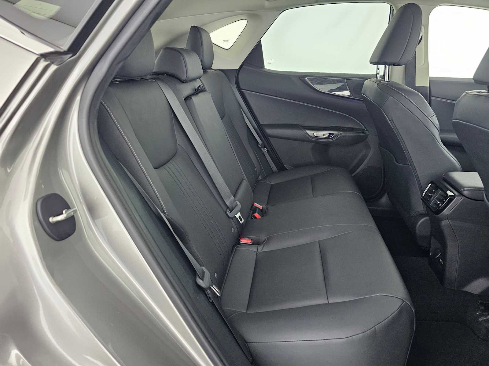 Used 2023 Lexus NX 350 AWD image 12