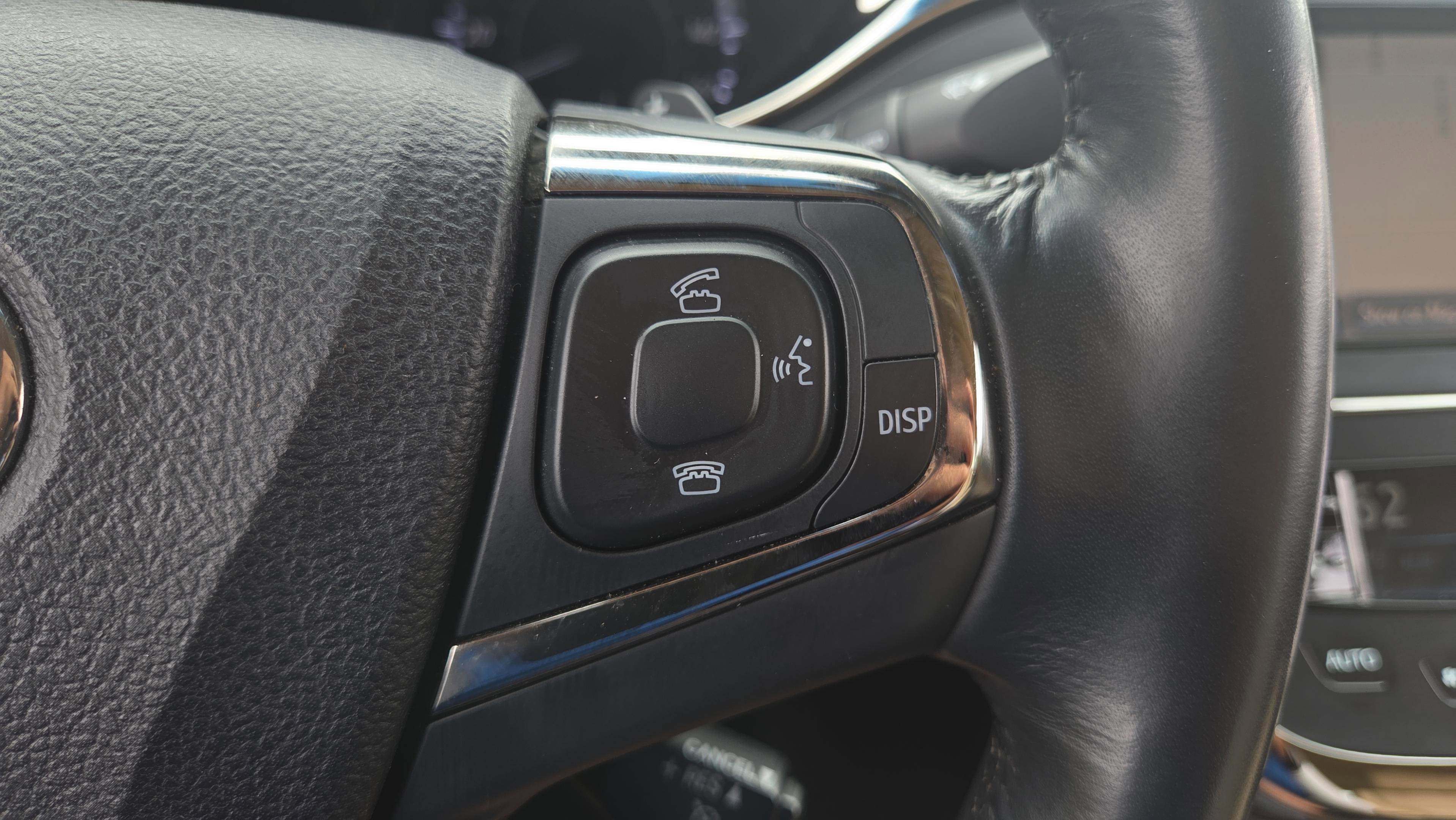 Used 2014 Toyota Avalon Limited image 25